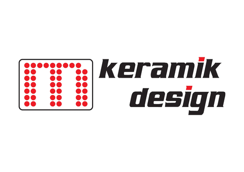Logotip Keramik design z rdečim monogramom