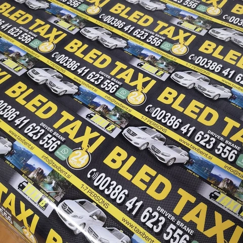 Črno-rumene nalepke Bled Taxi